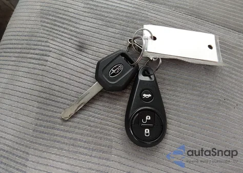 2010 Subaru Forester 2.5X Premium z USA, uszkodzony, nr VIN JF2SH6CC6AH767267